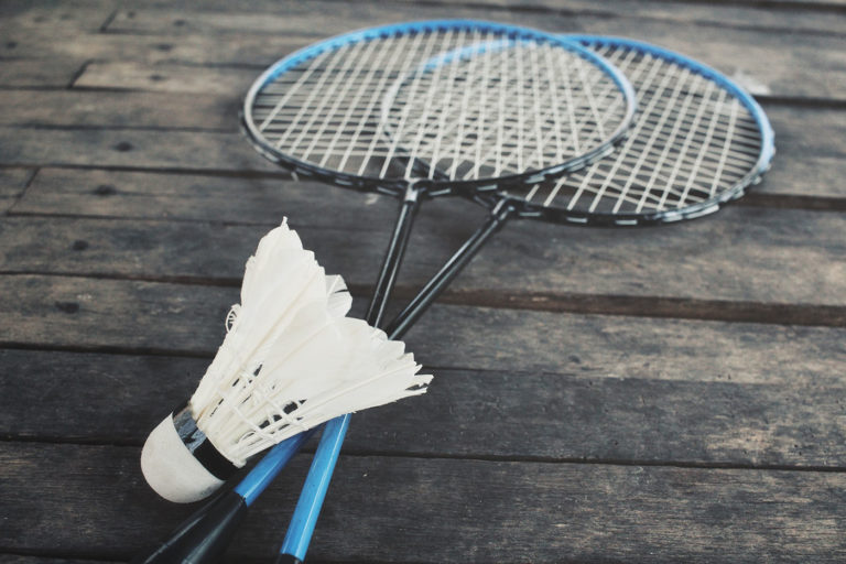 decathlon restring badminton